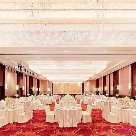 Sheraton Wuxi Binhu Hotel Bagian luar foto