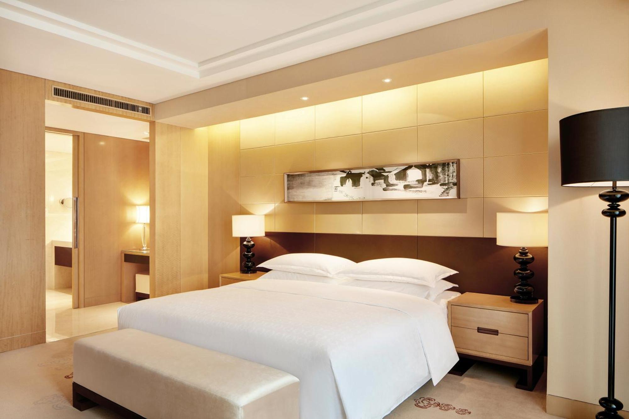Sheraton Wuxi Binhu Hotel Bagian luar foto