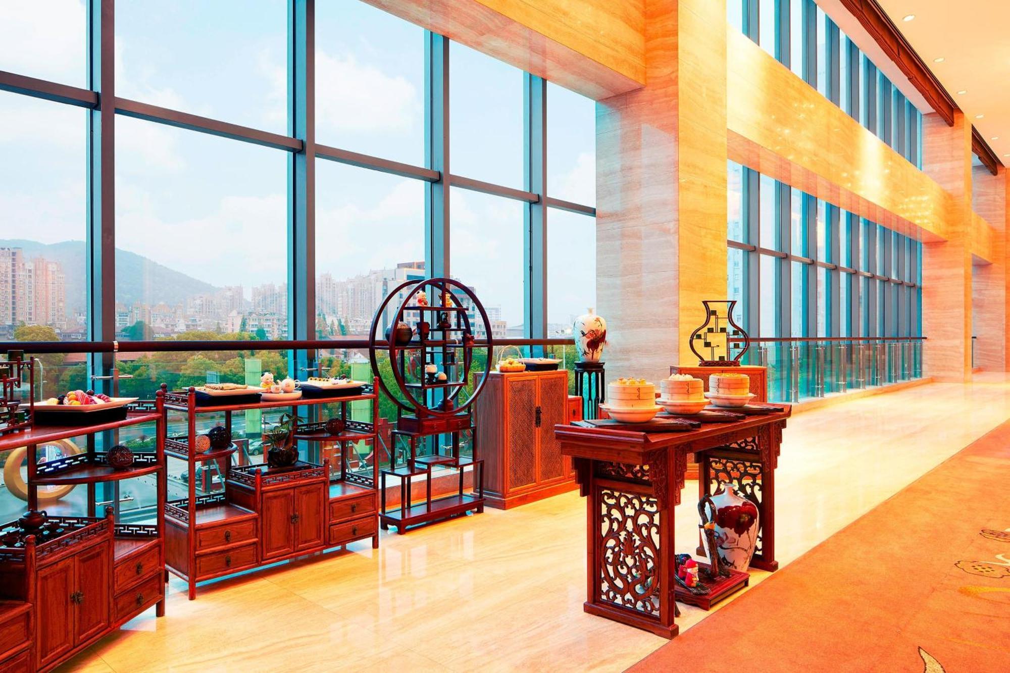 Sheraton Wuxi Binhu Hotel Bagian luar foto